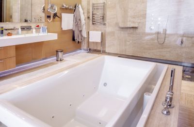 Cost of Bathtub Refinishing in Land O Lakes, FL